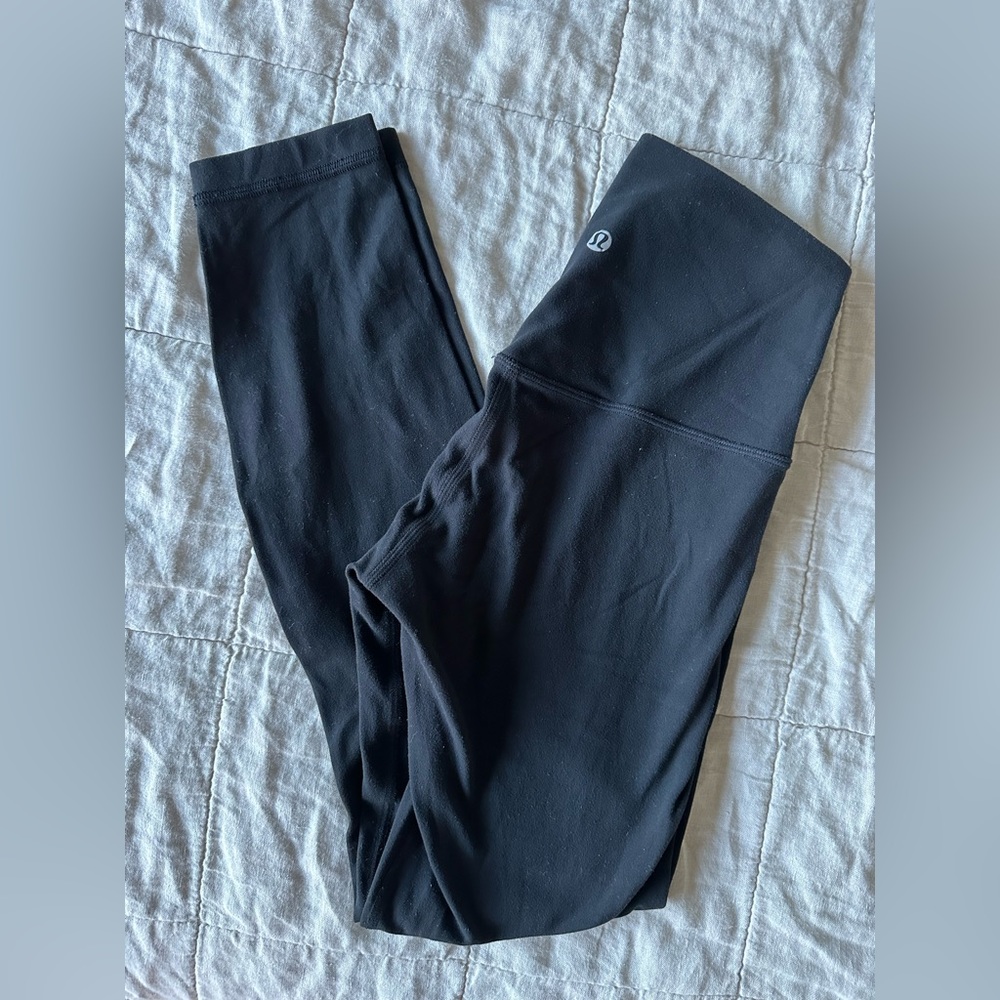 Black lululemon align leggings size 4